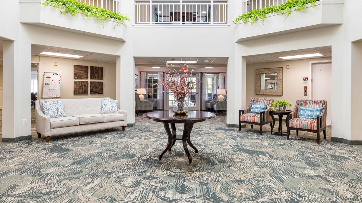 The atrium at Oak Park Retirement